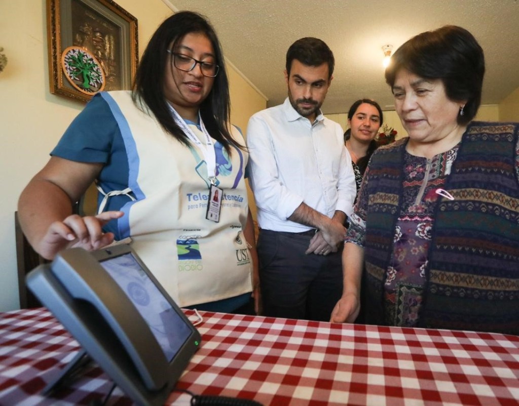 La teleasistencia y el combate a la soledad en los&nbsp;mayores